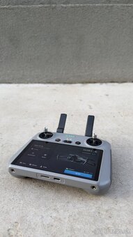 DJI AIR 3 fly more combo + RC2 - 4