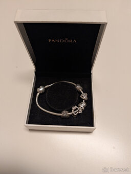 Pandora naramok s príveskami - 4