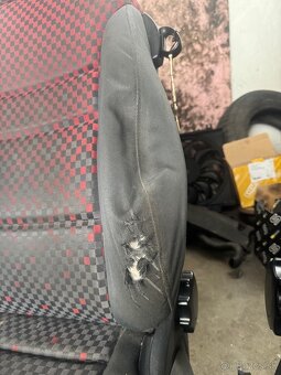 Sedačky Audi A3 8L - 4