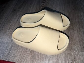 Nové Adidas Yeezy Slide Bone US11 US12 - 4