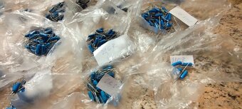 elektronické súčiastky - 4