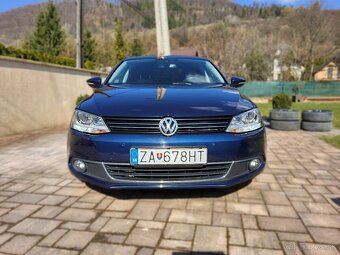 Volkswagen Jetta 2.0 TDI Highline 103kW - 4