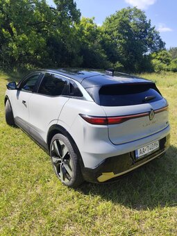 Renault Megane e Tech EV60 Techno - 4