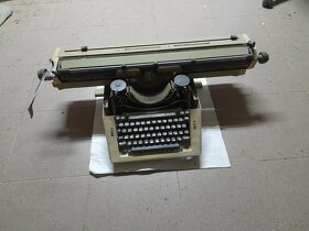 Písací stroj s dlhým valcom - 4