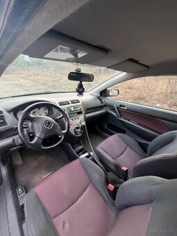 Honda civic 7g Sport - 4