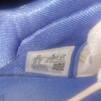Nike Jordan - 4
