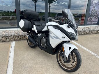 CFMOTO 650GT Premium - 4