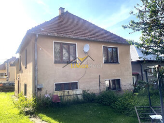 Starší RD na Liptove s veľkým pozemkom - 4