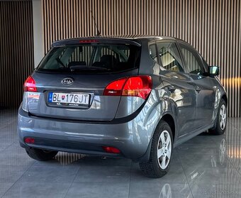KIA Venga 1.6 Benzín Automat 2011/Slovák/Komplet história - 4