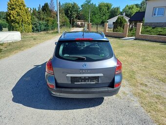 Predám Renault Clio Grandtour 1.2 benzín ,55kw rok výroby 20 - 4