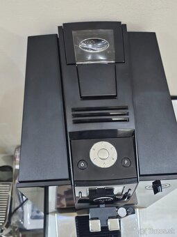 Jura IMPRESSA F8 automatický kávovar - 4