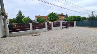 Zákazková výr. hliníkové ploty brány zábradlia kovové brány - 4