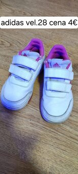 Rôzne veľkosti tenisky a cizmy - 4