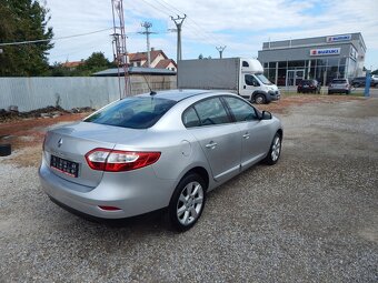 Renault Fluence 1.6 16V Confort - 4