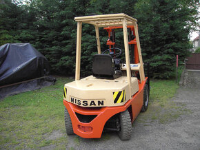 Vysokozdvižný vozík NISSAN diesel - 4