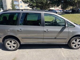 Seat Alhambra 2.0 tdi 103kw 7 miestny - 4