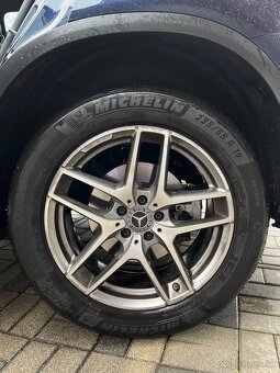 Mercedes Benz GLC 250d 4MATIC - 4