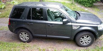 Land Rover Freelander 2  SE M2011 - 4