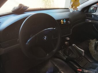 Predám BMW e39 - 4