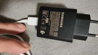 Predám vymenim Samsung s23 Utra 12.512 - 4