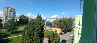 Dvojizbový byt s loggiou v zelenej časti Poltára - 4