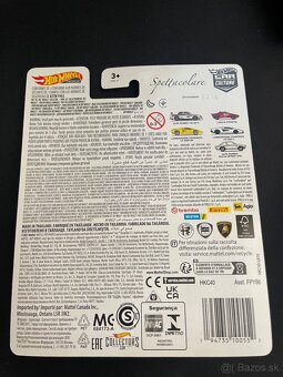 HotWheels Premium Lamborghini Countach - 4