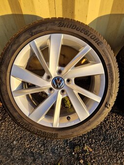 5x112 r17 kolesa disky volkswagen golf 8 205/50 17 zimne - 4