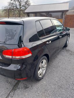 Predám volswagen golf - 4