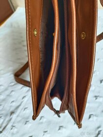 Koženková kabelka hnedá - 4