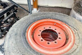Kolesá. 14R25 385/95R25 - 4