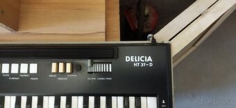 Predám varhany Tesla ,delicia H 37-D - 4