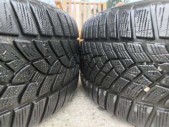 Pneu 245/45 R19 - 4