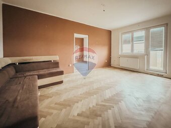 Na predaj: 2-izbový byt, 50 m², Rimavská Sobota – Sídlisko R - 4