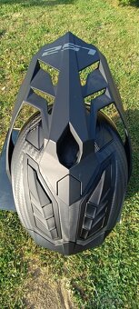 LS2 Carbon mat - 4