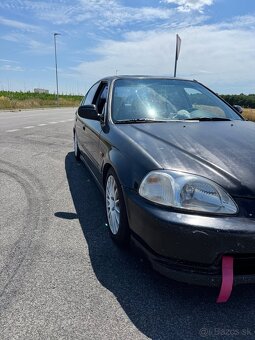 Honda civic 6g 1.5 eco - 4