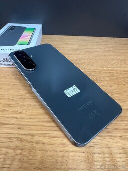 Predám SAMSUNG GALAXY A56 5G 25GB, TOP stav, VOLNY - 4