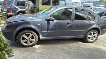 Volkswagen Bora 1,6i 74kw - 4