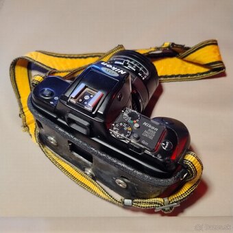 Nikon F-401 aj objektív Sigma - 4