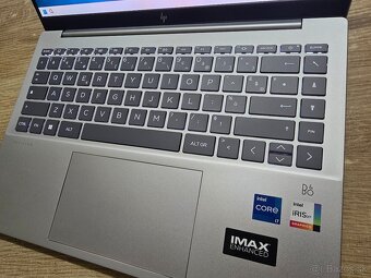 Kovovy HP Pavilion plus 14 OLED s i7 procesorom 13 generacie - 4