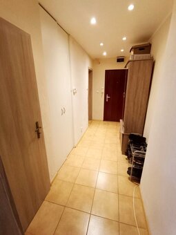 Na predaj priestranný 1 izbový byt s vlastným kúrením - blíz - 4