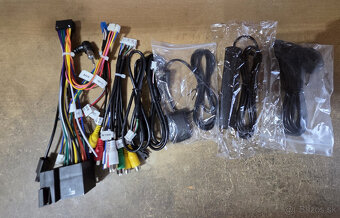 2DIN autorádio s Androidom 9 palcový 8x jadro - 4