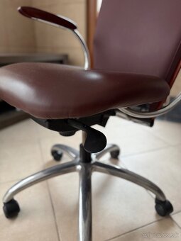 Kancelárska stolička - Vision M - 4