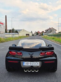 Chevrolet Corvette C7 - 4