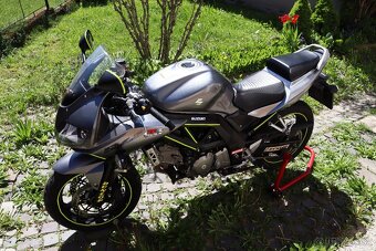 SUZUKI SV650S - 4