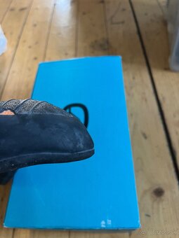 Scarpa instinct vs 42 - 4