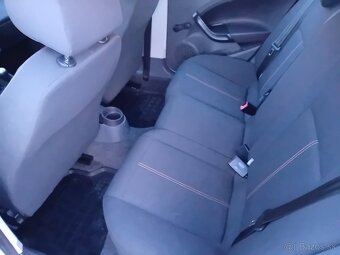 seat ibiza 1.6TDI 66kw rok 2011 - 4