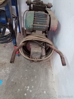 Kompresor80 l 380v a 120 litrovy zasobnik - 4