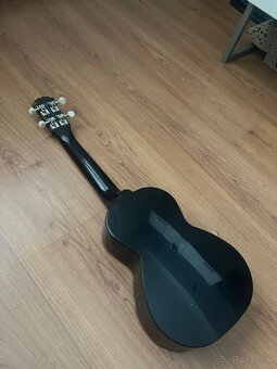 Ukulele Korala - 4