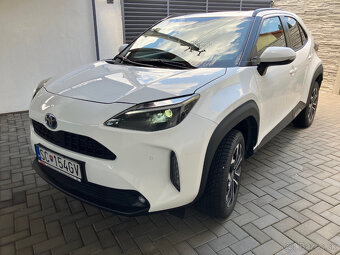 Toyota Yaris Cross 1.5 Hybrid Comfort Style Tech Best AWD-i - 4