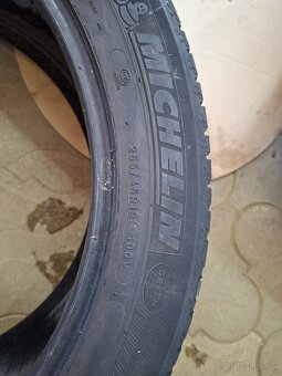 255/45R19 Michelin Continental - 4